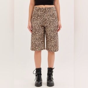 Cello Leopard Print Women's Bermudas